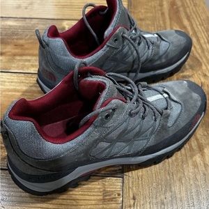 The North Face Mens Storm Hiking Outdoor Graphite Gray Red Vibram US 12 EUC